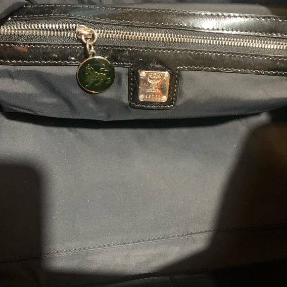 MCM Limited Boston with Lions - Picture 8 of 16